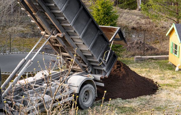 Yard Soil Delivery in Sun City Center