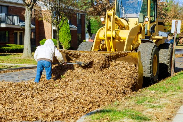 Mulch Hauling in Sun City Center