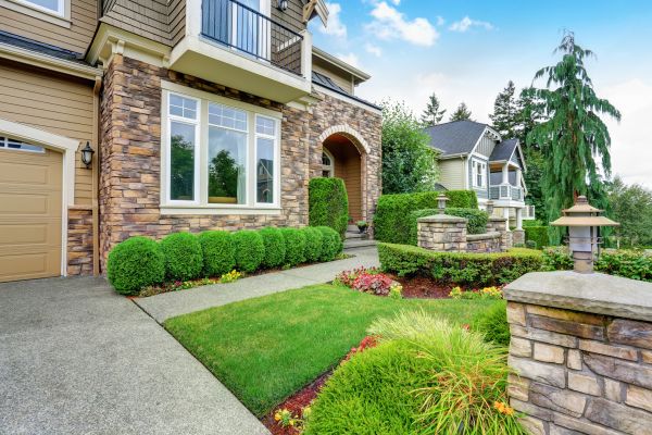 Residential Landscaping in Sun City Center